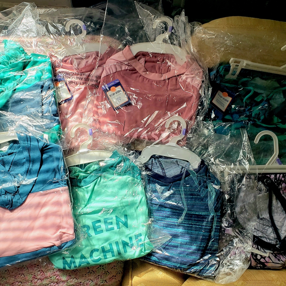 Top-Paw XL Pet Clothing -Lot